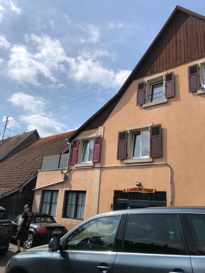 Appartement Vintage A L Ancienne Forge Muhlbach-sur-Munster Bagian luar foto
